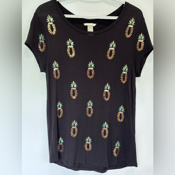 H & M sequinned pineapple t-Shirt black size L slightly rounded Hem - Picture 5 of 8